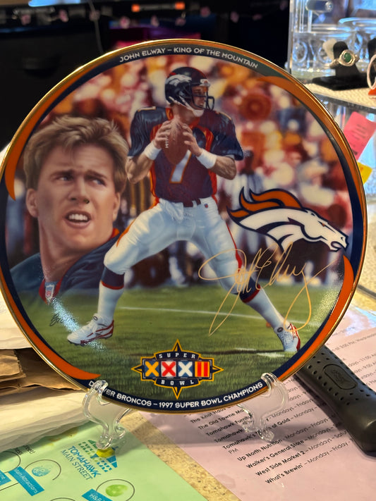 JOHN ELWAY COMMEMORATIVE PLATE
