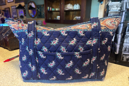 VERA BRADLEY VILLAGER 1990