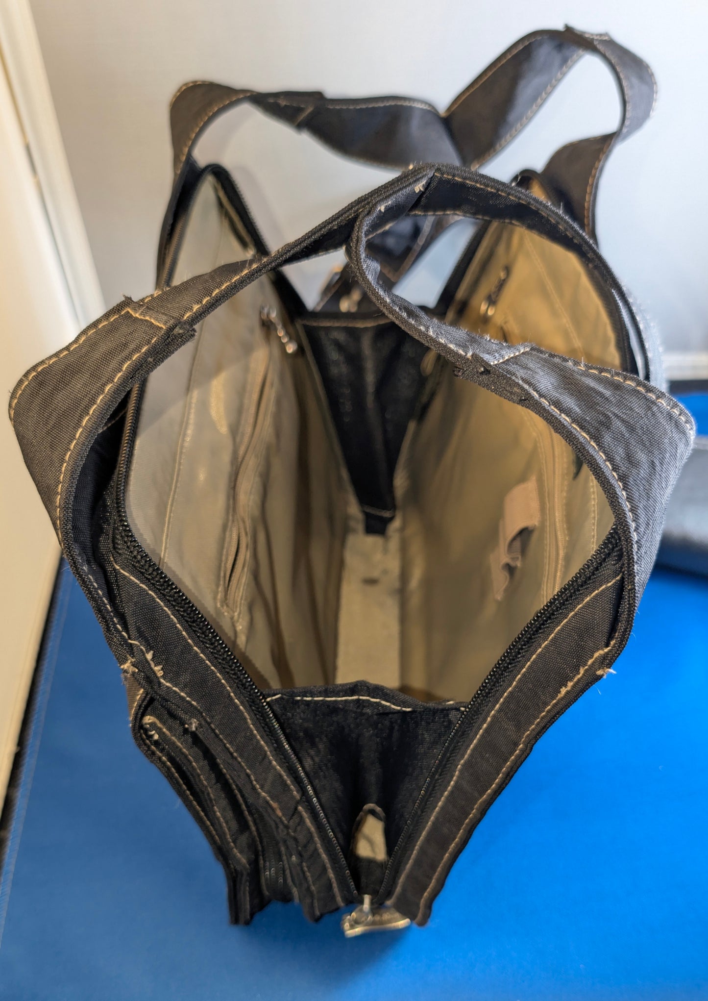 VTG Eddie Bauer Unisex Crossbody Bag