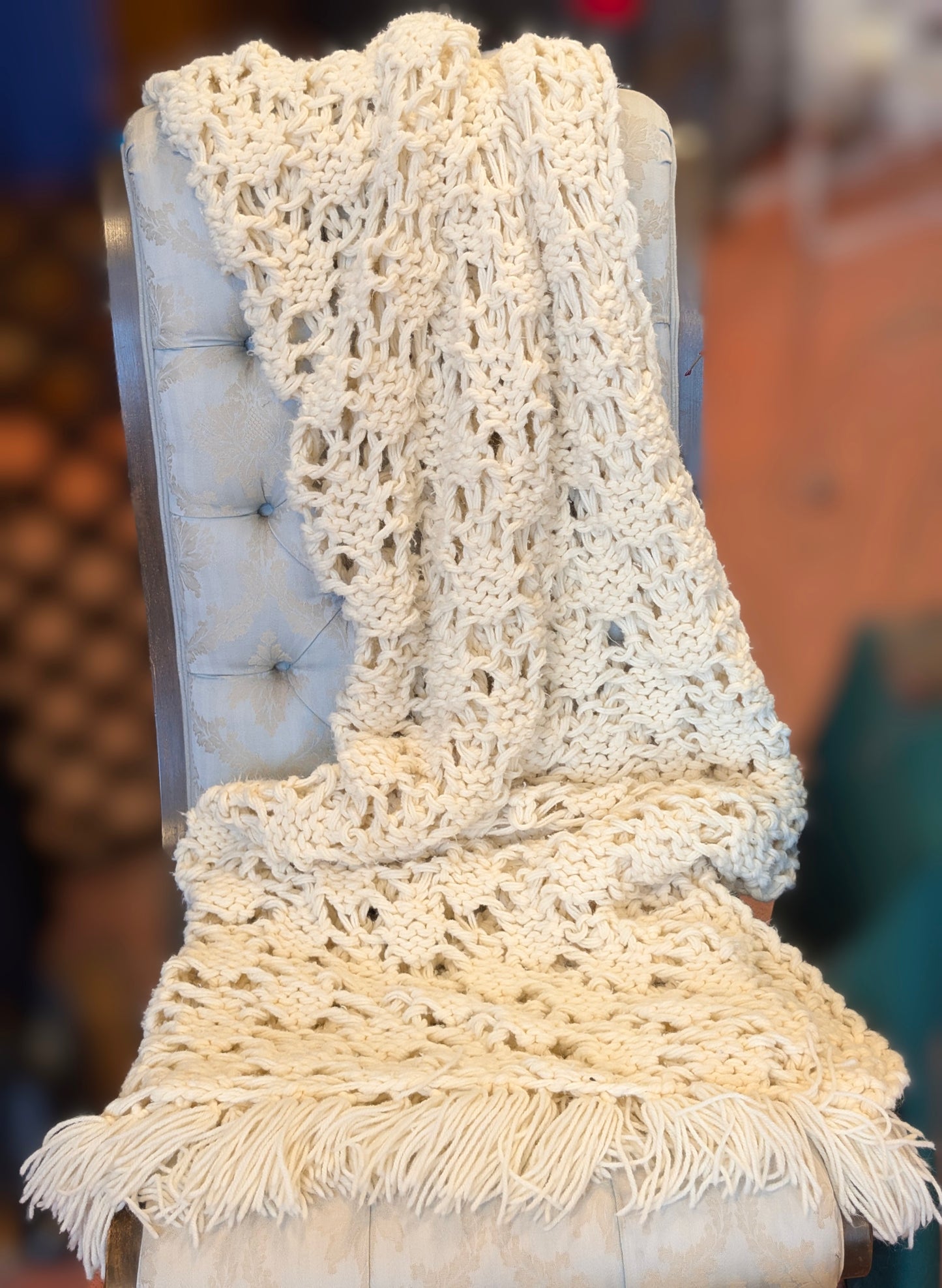 VINTAGE HANDMADE THROW!