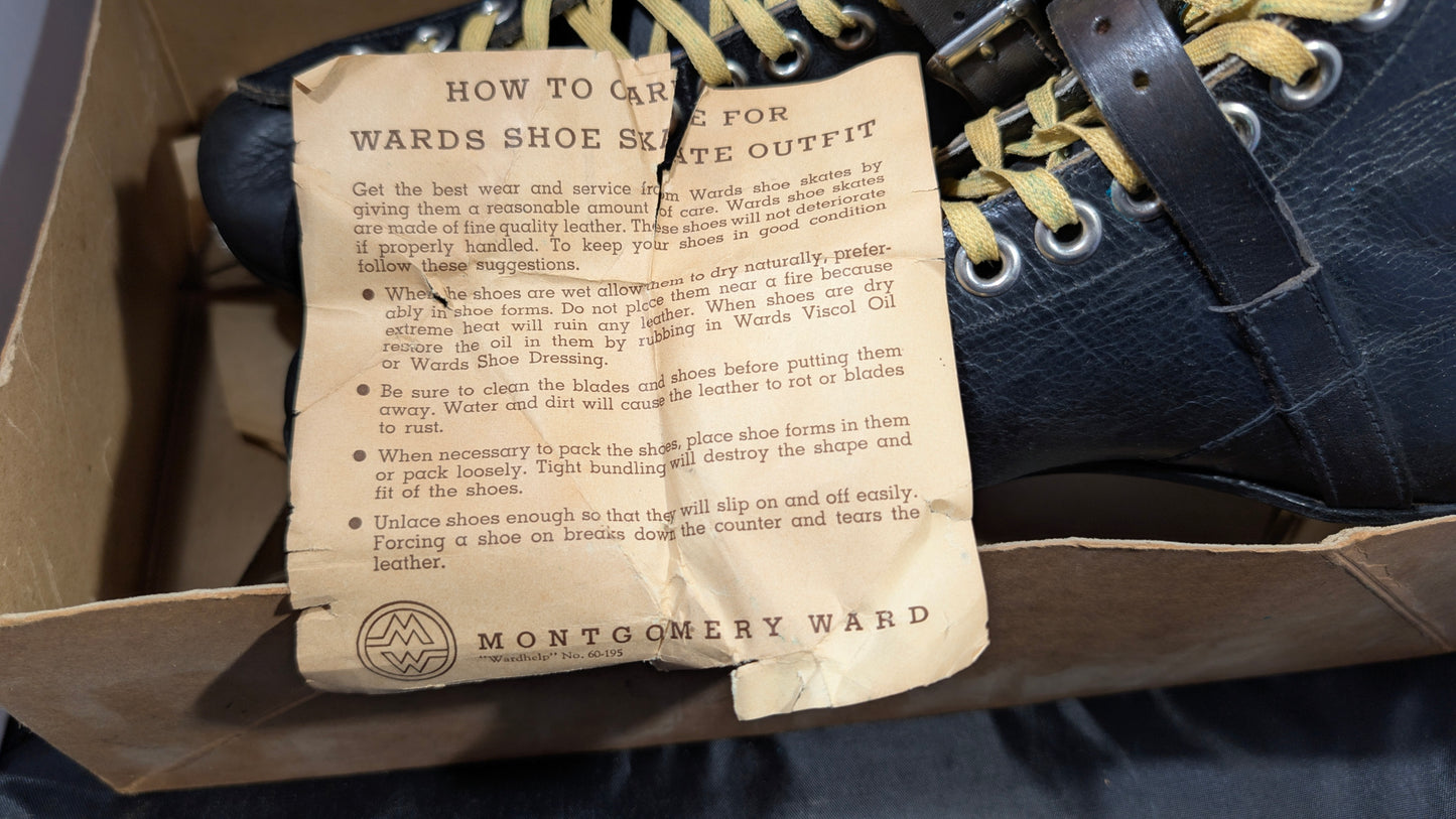 VINTAGE MINT MENS SKATES