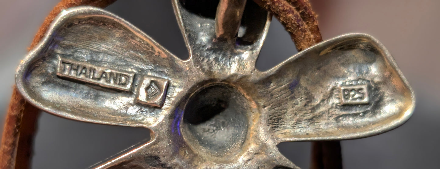 925 RET 5 PETAL HAMMERED FLOWER