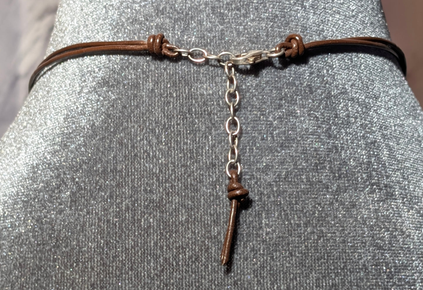 RETIRED COIN PEARL LEATHER