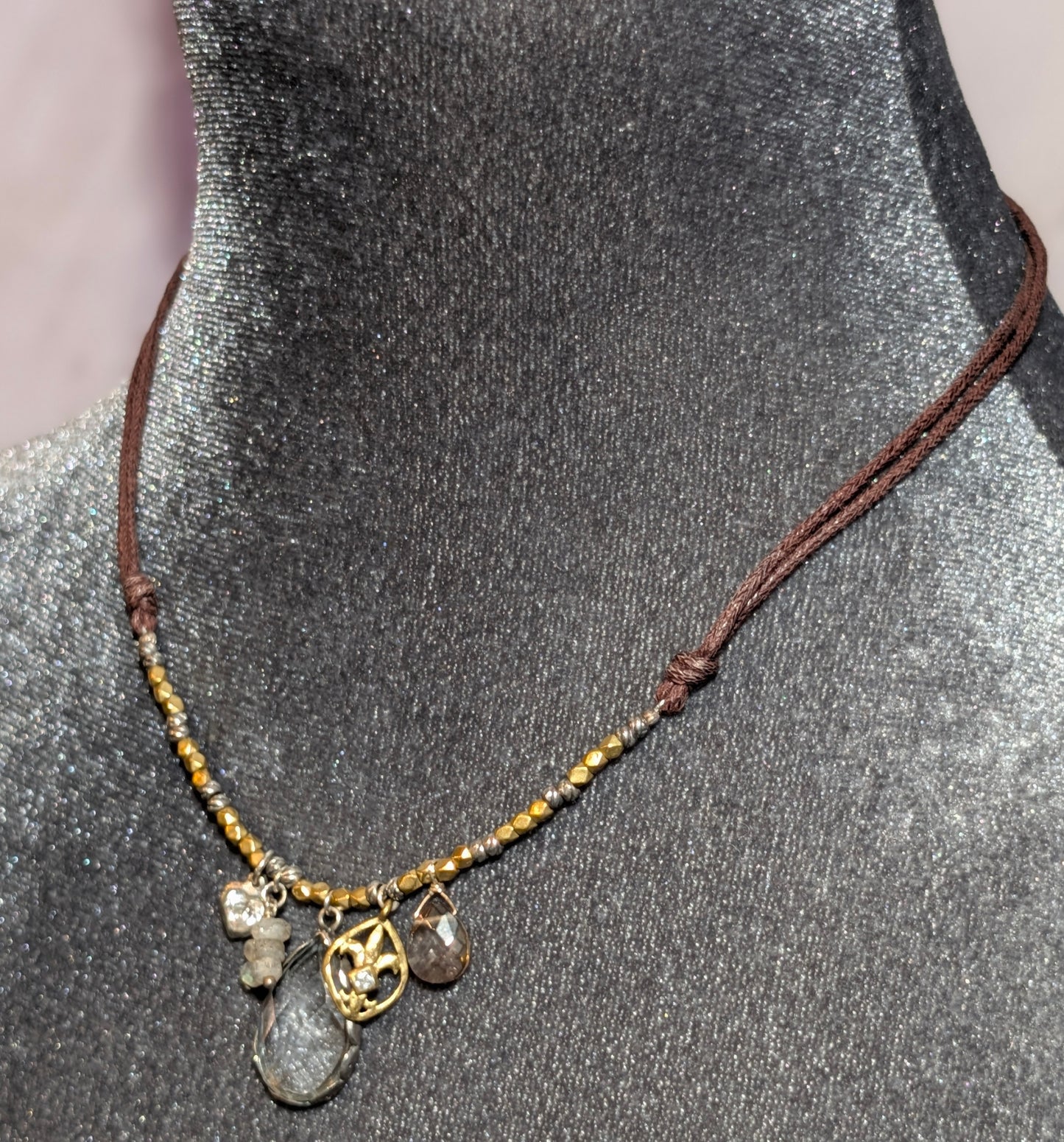 RAINDROP NECKLACE