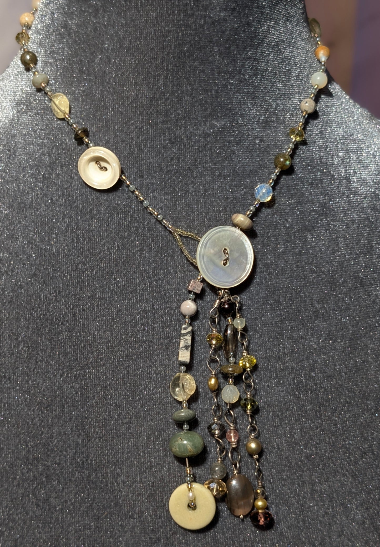 MOP & SEMI-PRECIOUS STONE NECKLACE