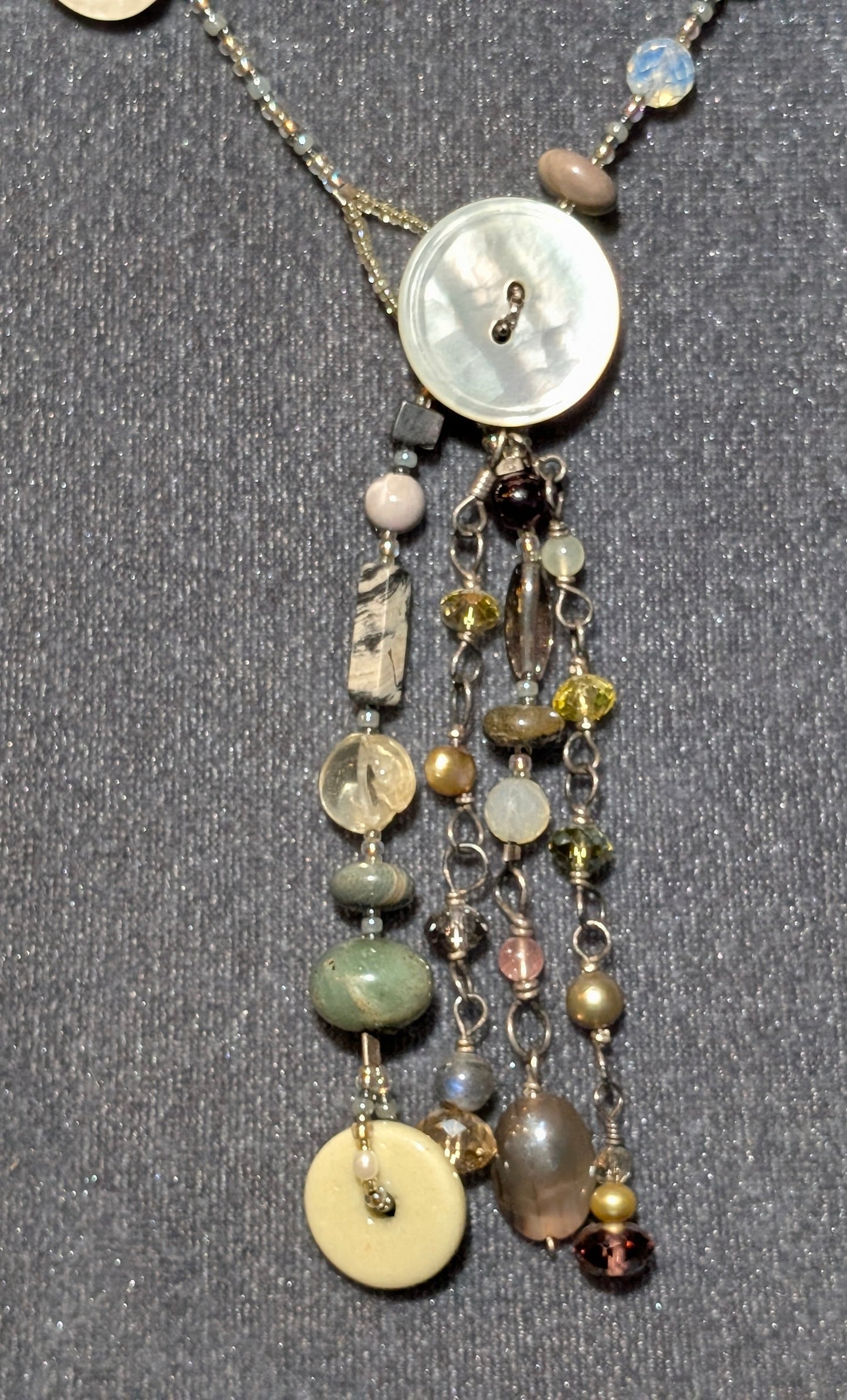 MOP & SEMI-PRECIOUS STONE NECKLACE