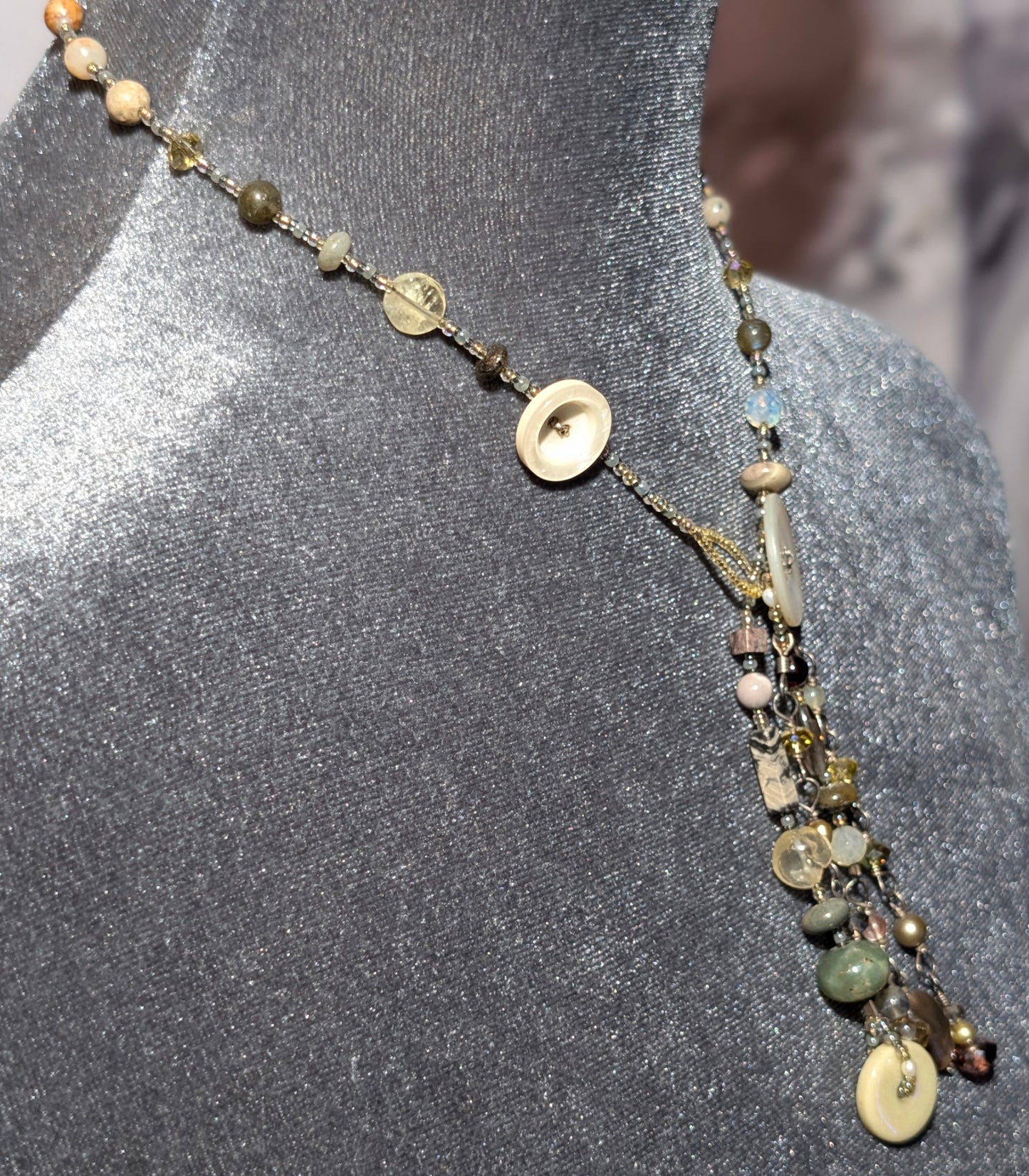 MOP & SEMI-PRECIOUS STONE NECKLACE