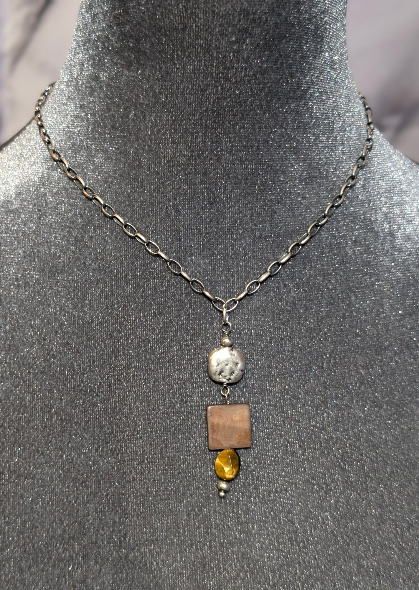 MOP/TIGER EYE NECKLACE