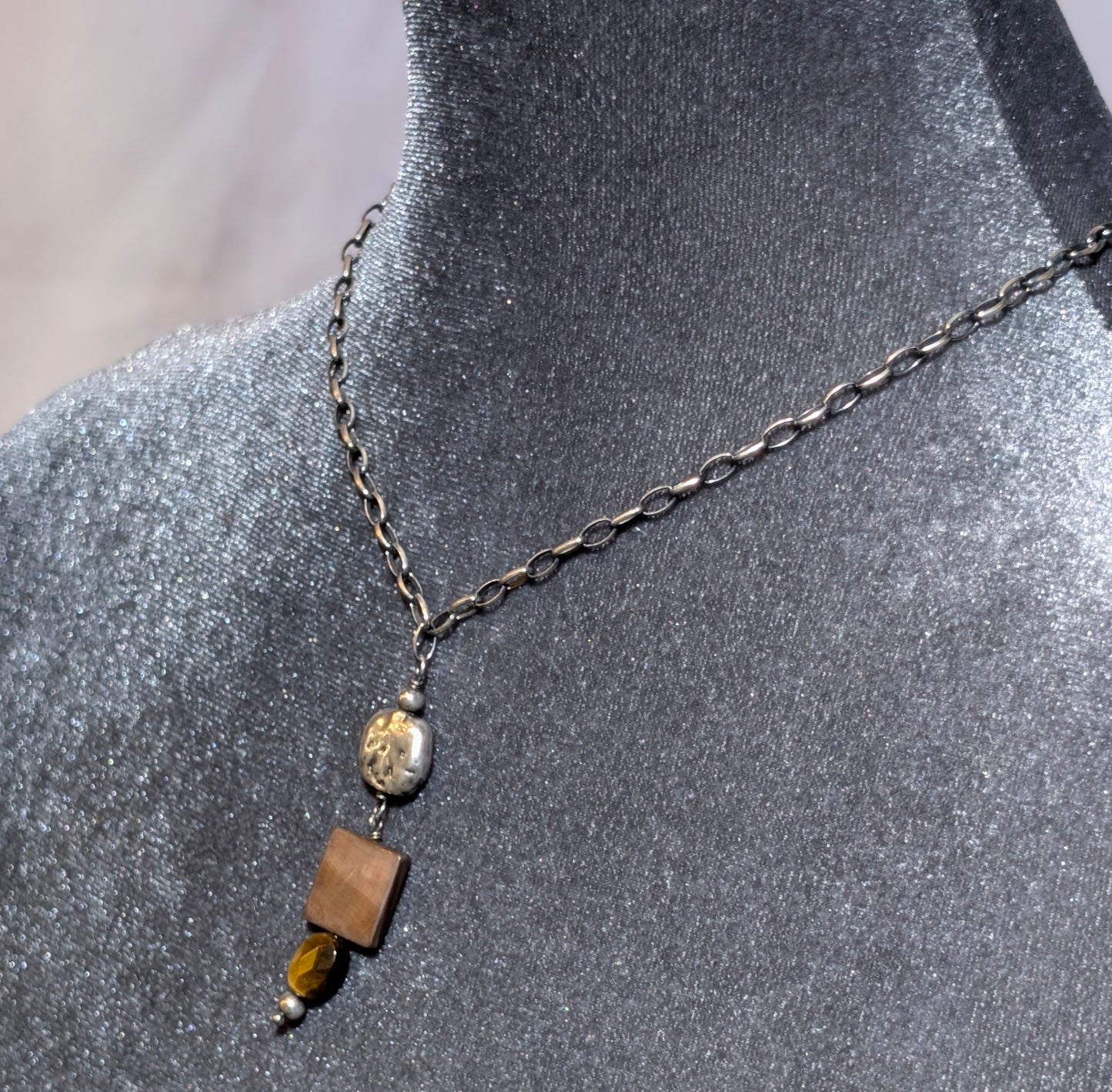 MOP/TIGER EYE NECKLACE