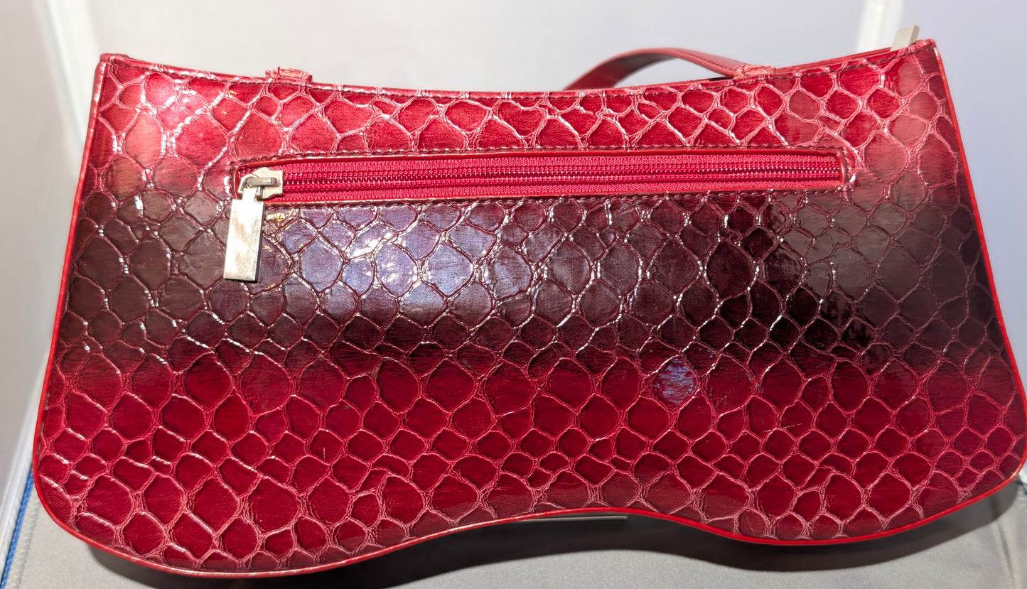 ROMANTIC RED BOUTIQUE PURSE