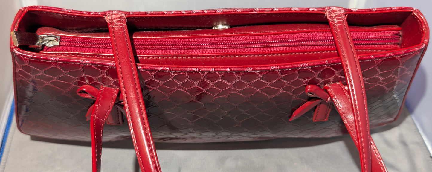 ROMANTIC RED BOUTIQUE PURSE