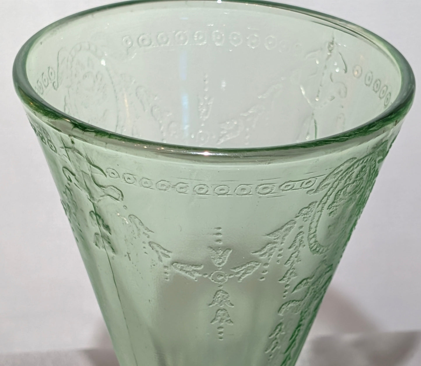 1931 "ROSE CAMEO" BELMONT TUMBLER