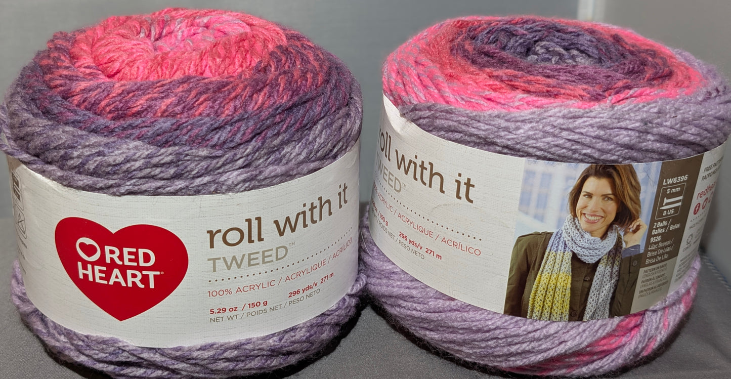 RED HEART YARN CAKE LOT #580