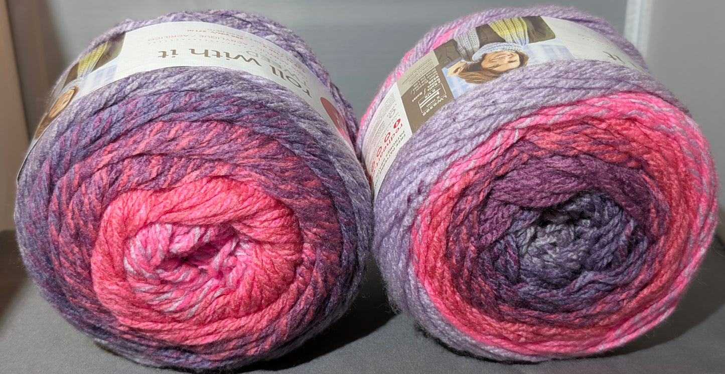 RED HEART YARN CAKE LOT #580