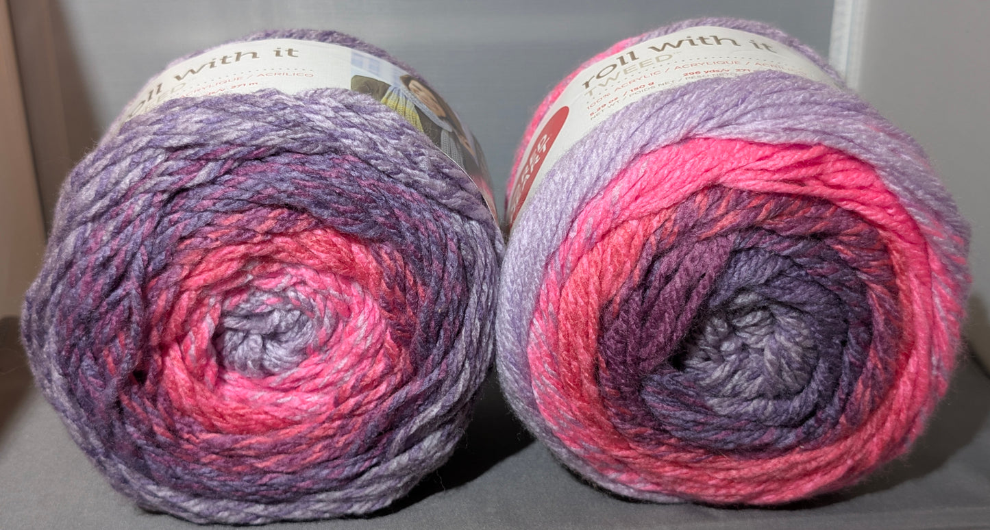RED HEART YARN CAKE LOT #580
