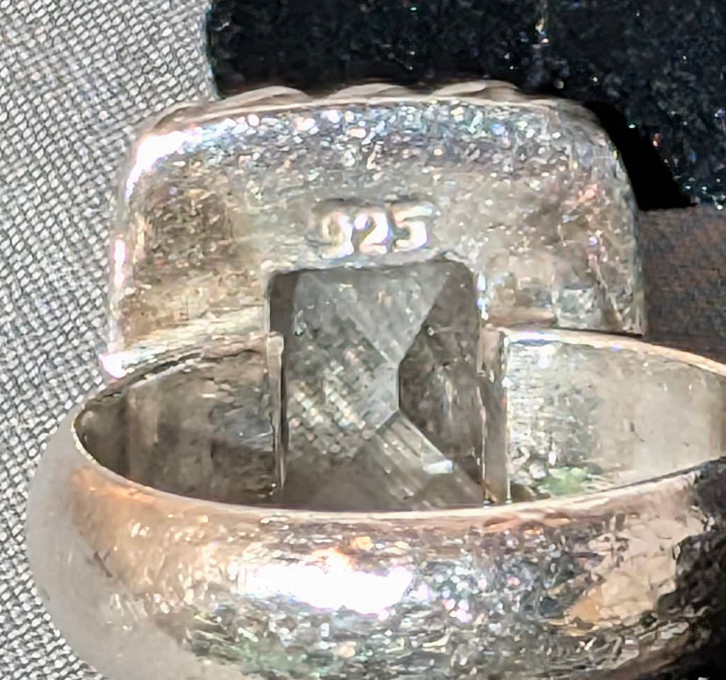 VTG 925 QUARTZ RING