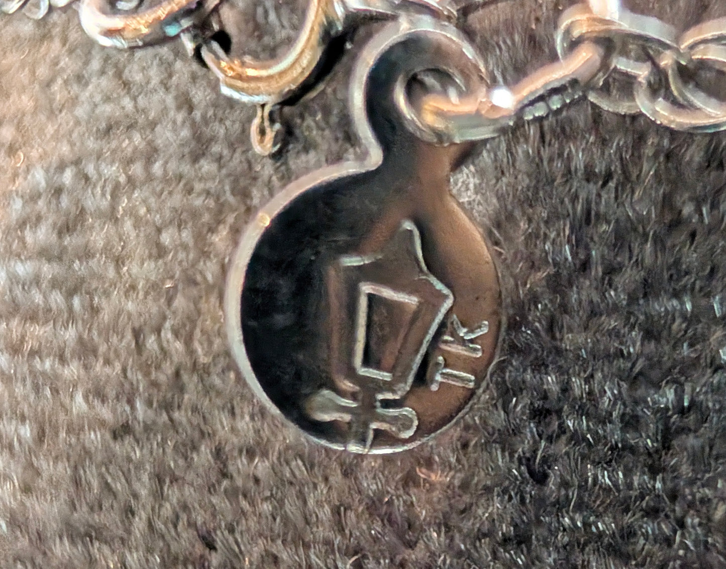 'FLOATING' MOP NECKLACE