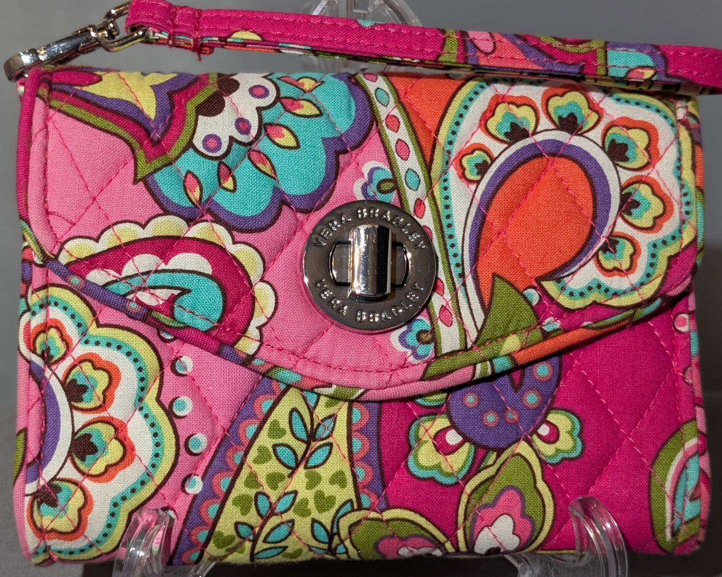 VERA BRADLEY YOUR TURN LOCK WRISTLET
