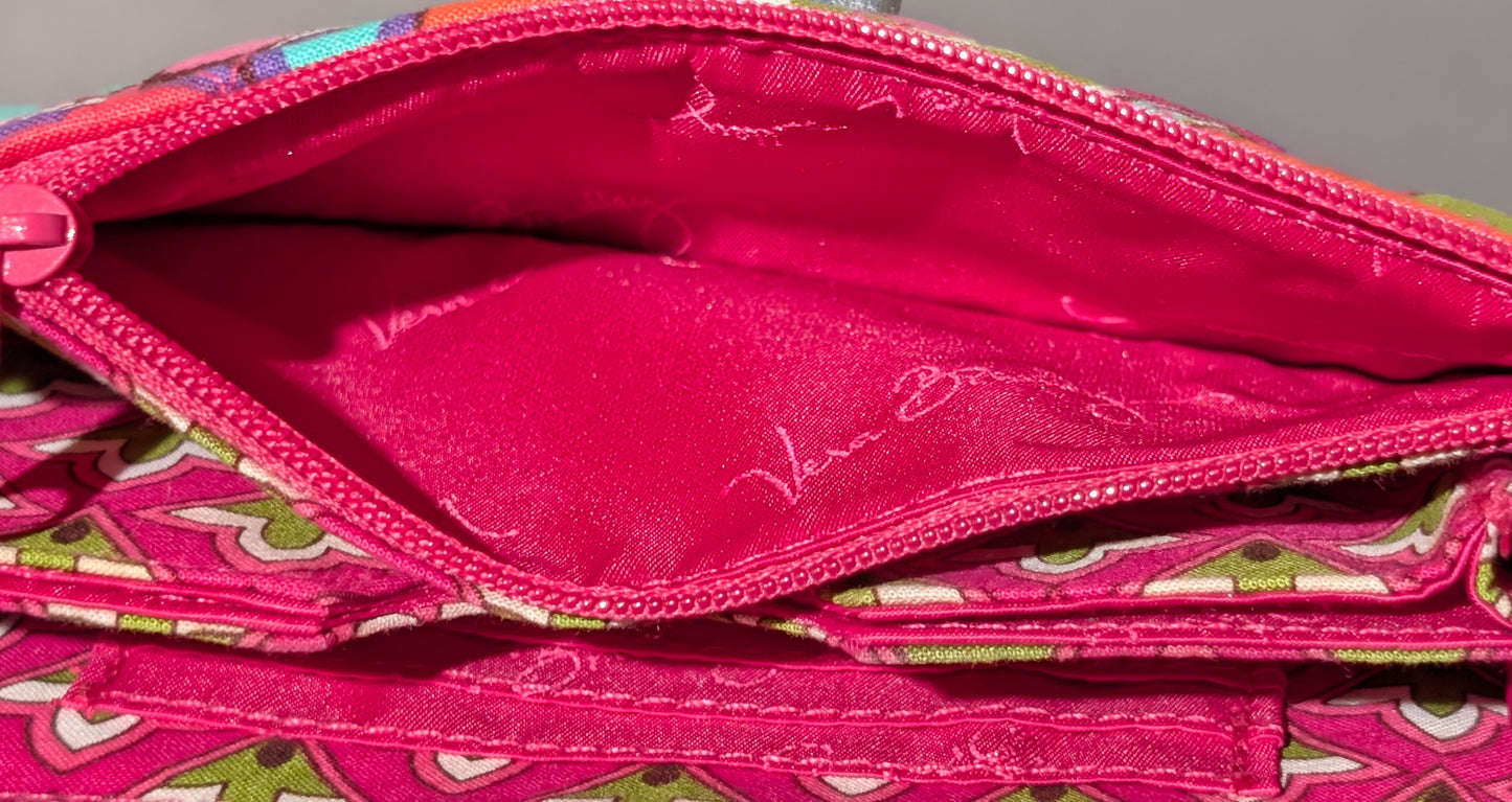 VERA BRADLEY YOUR TURN LOCK WRISTLET