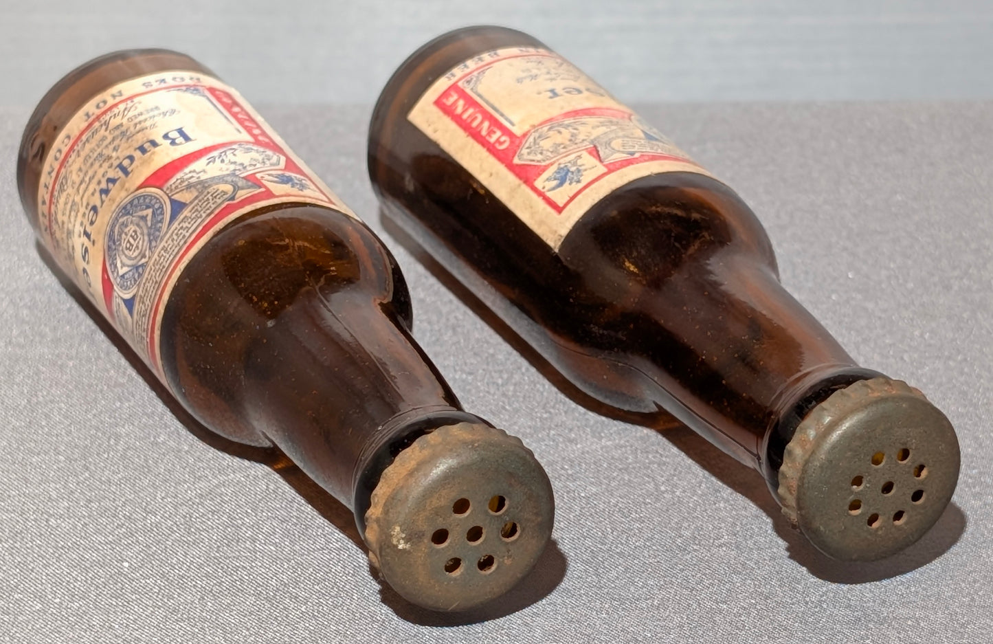 VTG BUDWEISER SALT & PEPPER SHAKER SET