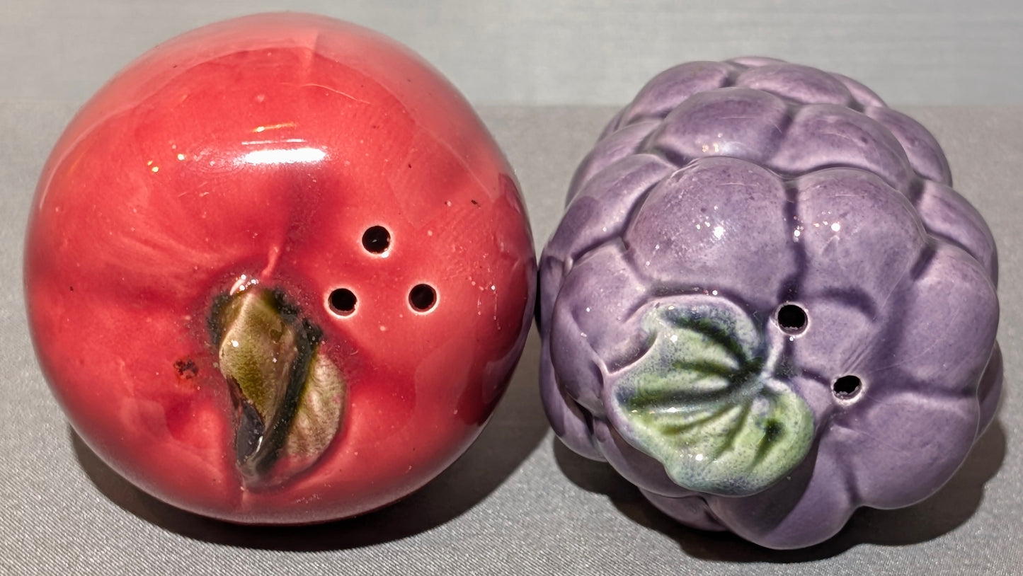 VTG ENESCO APPLE & GRAPE S&P SHAKERS