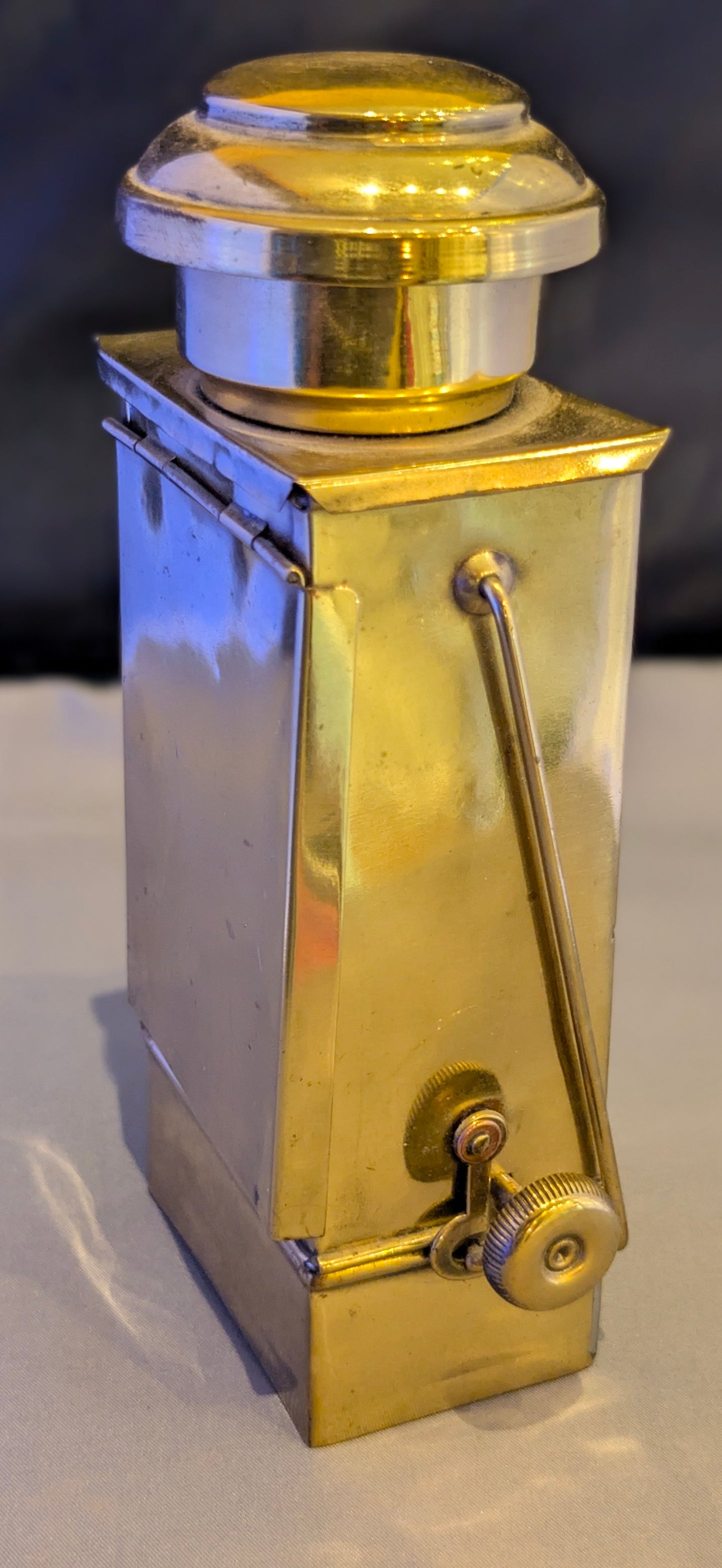 1890-1910 VTG BRASS DARKROOM SAFE LIGHT