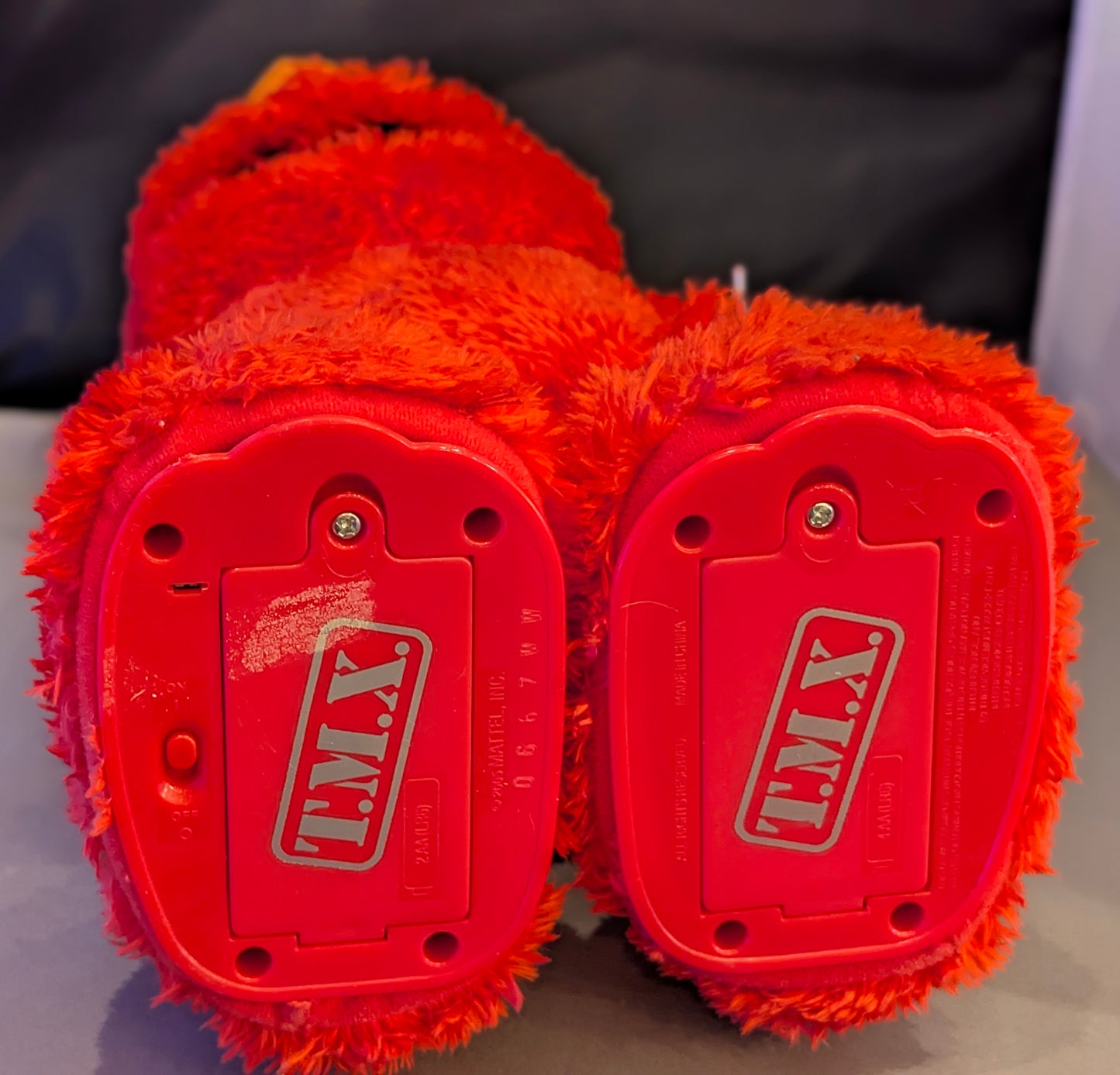 VTG TMX 2007 TICKLE ME ELMO