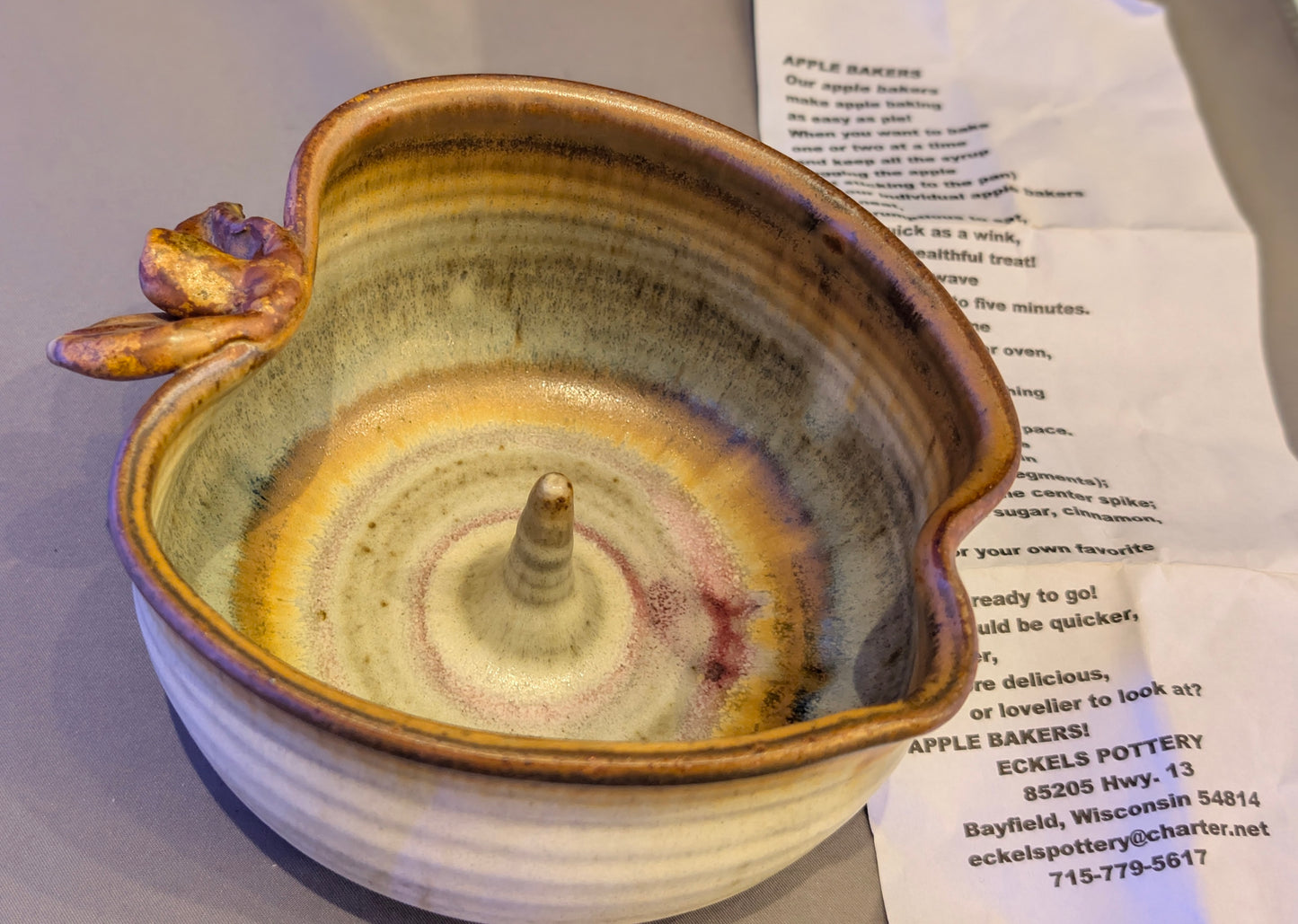 ECKELS POTTERY HAND-MADE BAKED APPLE DISH