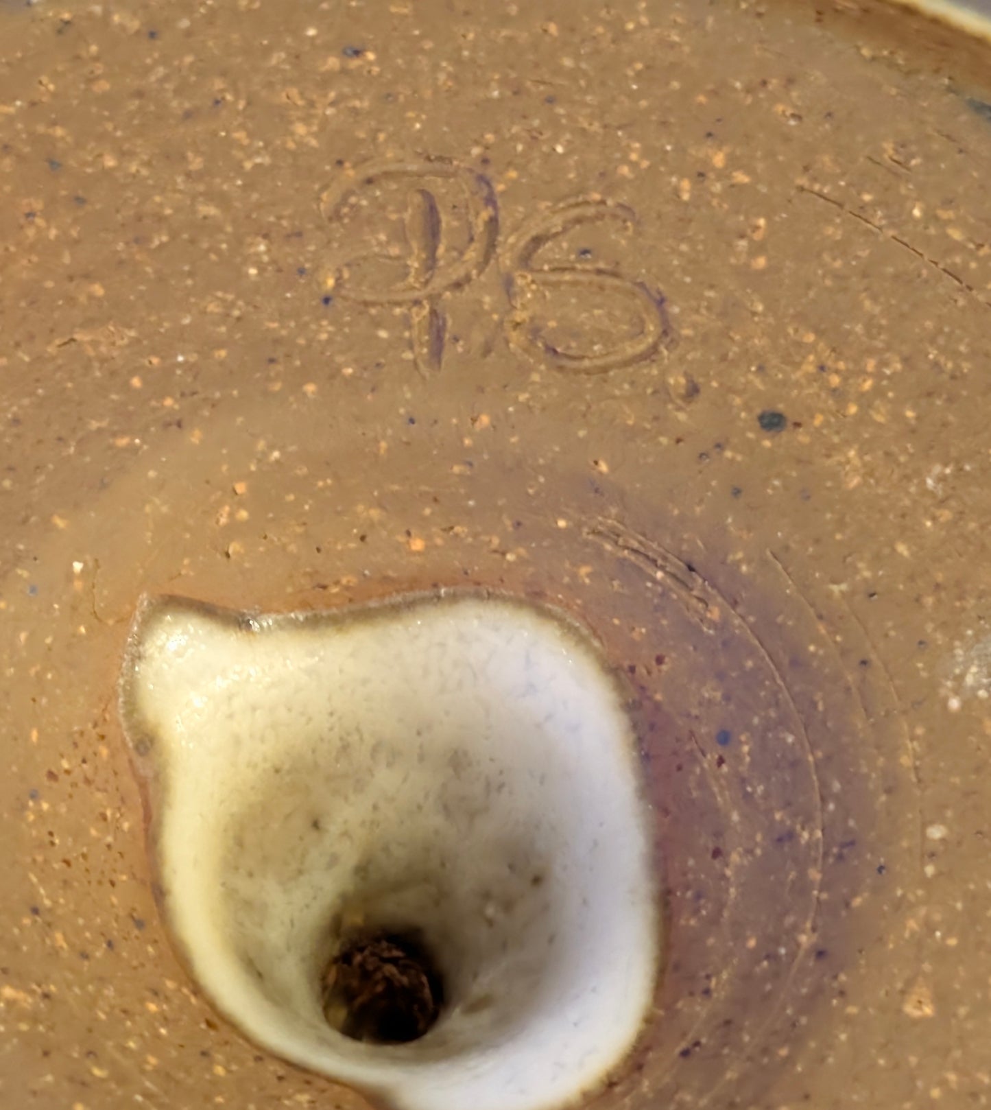 ECKELS POTTERY HAND-MADE BAKED APPLE DISH
